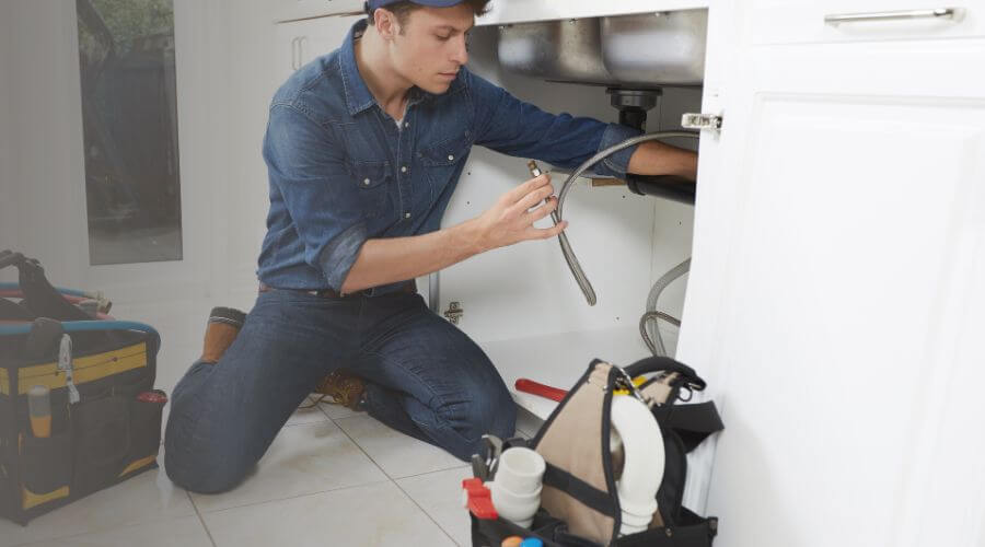 Emergency Leak Repair in Louisville, MS